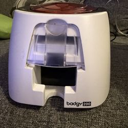 Badgy200, impresora de identificaciones plásticas a color (B22U0000RS)