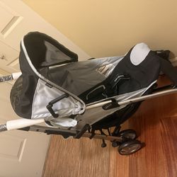 Chicco Liteway Stroller brand new
