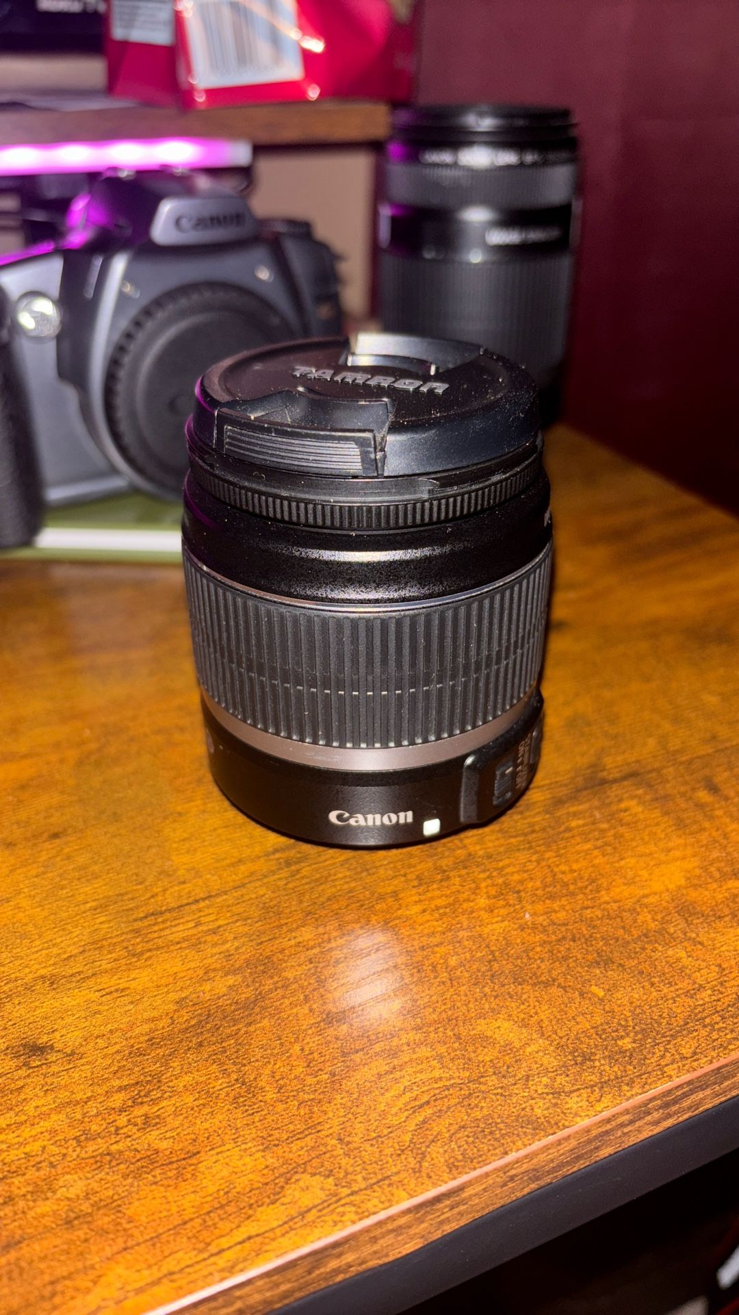 Canon EF 18-55 Lense F3.5