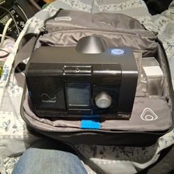 Resmed Airsence Autoset   10 HRS of Use.