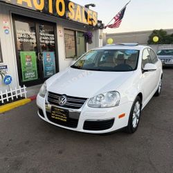 2010 VOLKSWAGEN JETTA
