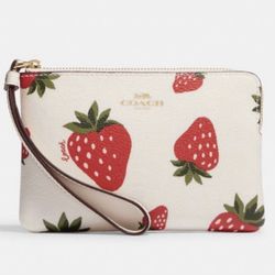 NWOT authentic Coach Corner Zip Wristlet With Wild Strawberry Print