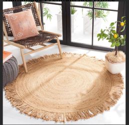SAFAVIEH Braided Collection 6' Round Natural BRD259A Handmade Premium Jute Fringe Area Rug