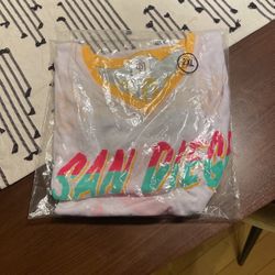 Padres City Connect Giveaway shirsey