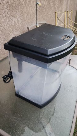 10 gallon Fish fin fish tank with light and filter