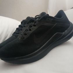 Nike Downshifter Size 8