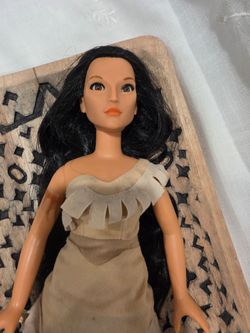 VINTAGE POCAHONTAS DOLL