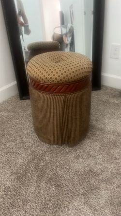 Ottoman with storage