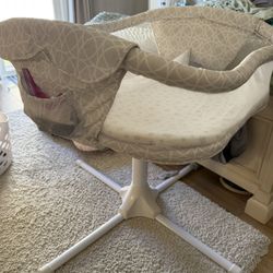 Halo Twin Bassinet 