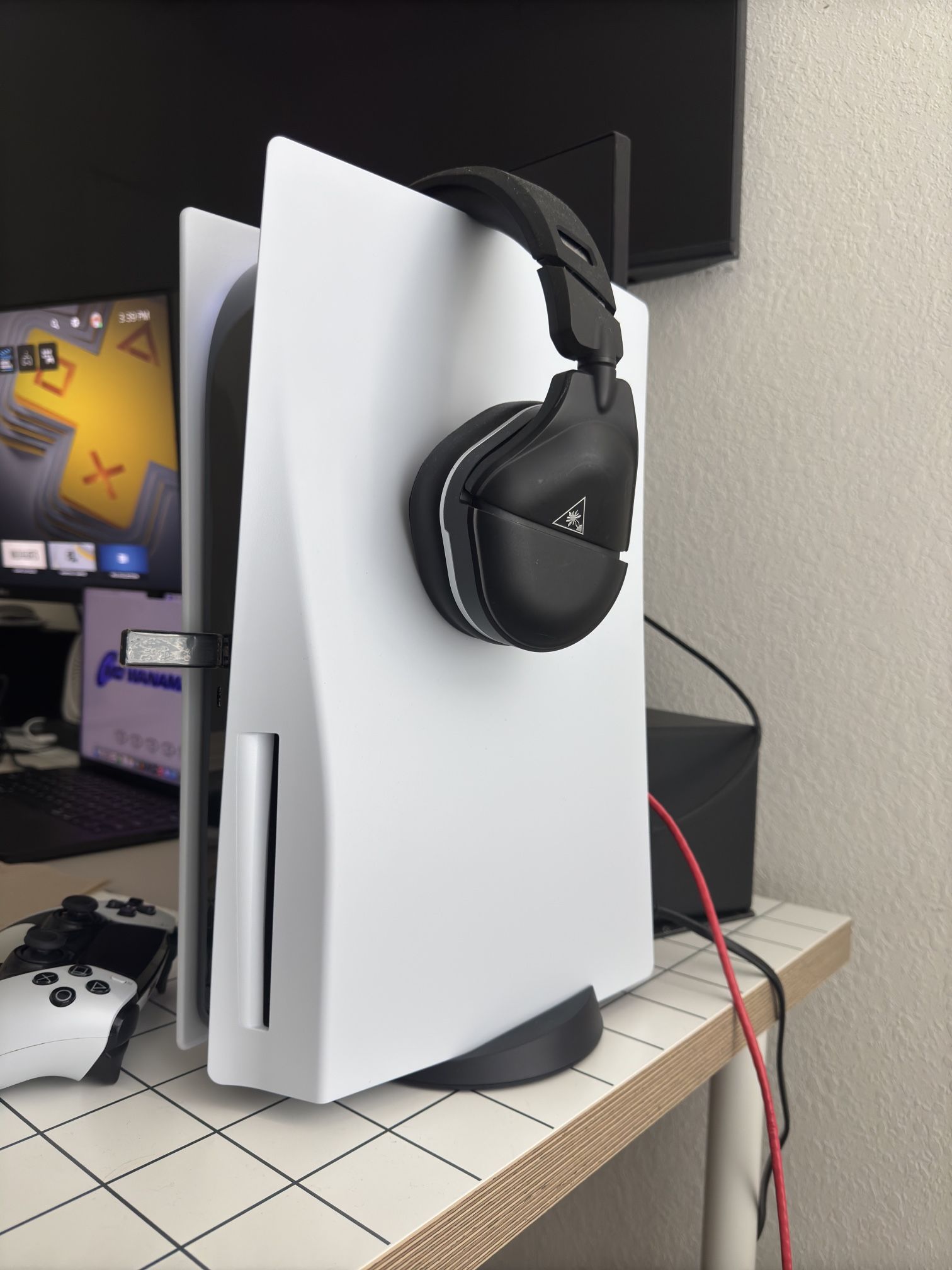 PlayStation 5 Bundle – Great Condition – Includes Controller & Turtle Beach Headset