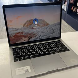 MacBook Pro 16Ram 512gb i7 2019 13in.