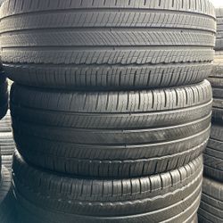 Set Of Tires (4) 235-45-18 Michelin