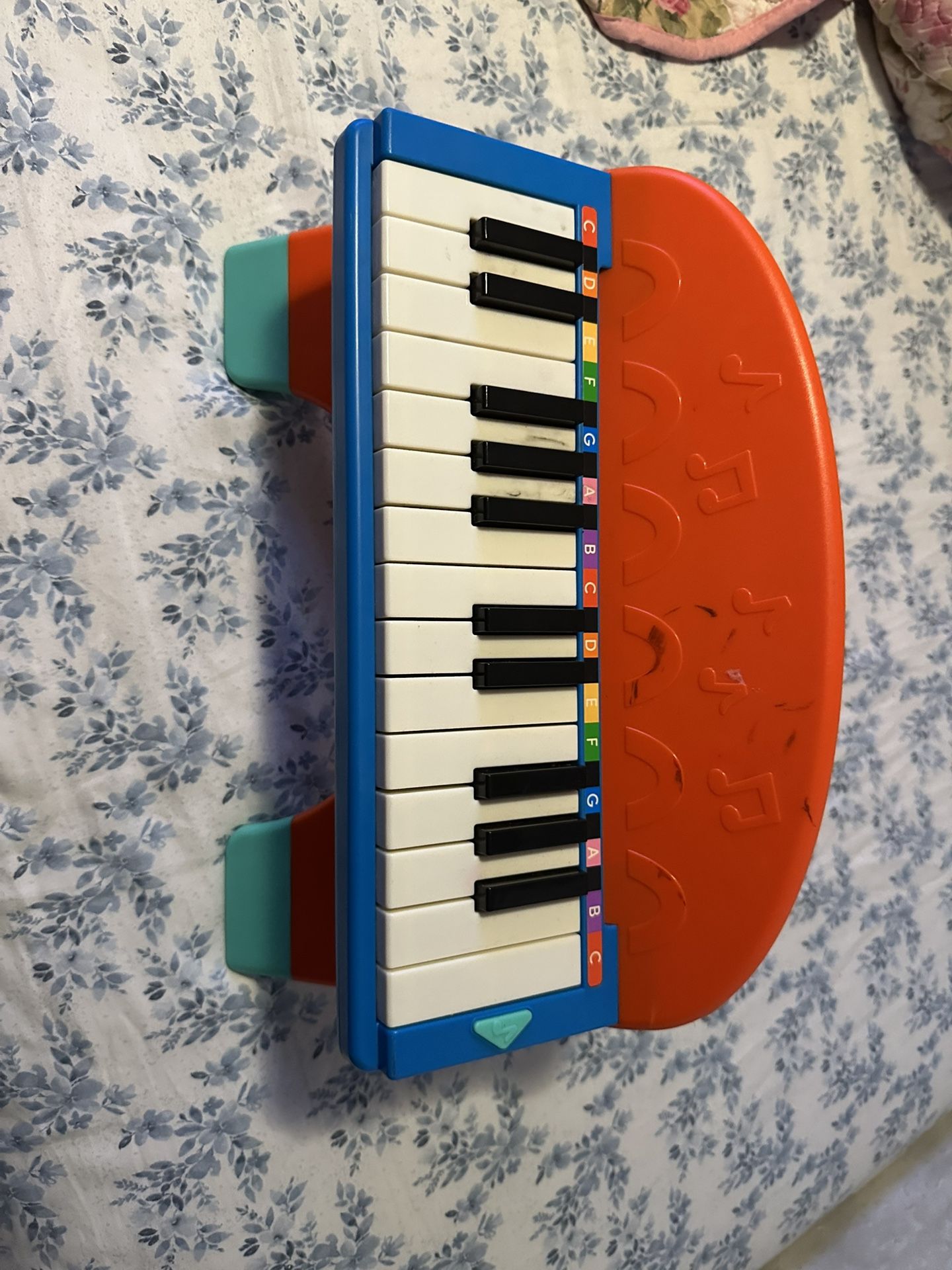 Battat Mini Piano
