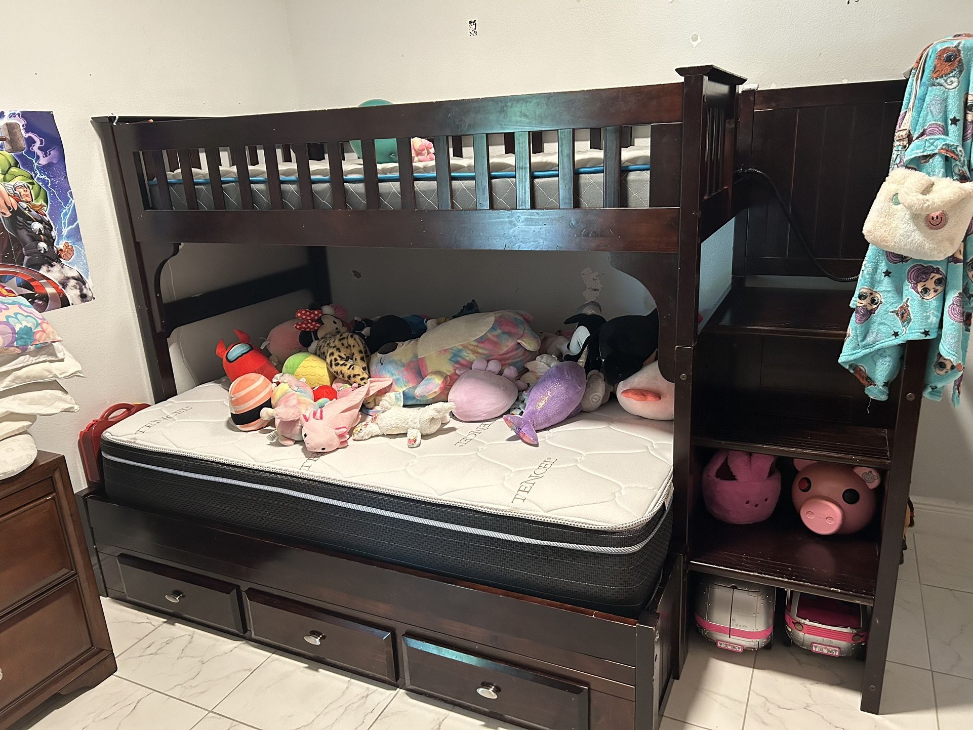 Twin Over Full Size Bunk Beds 