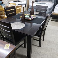 Dining Table Set 