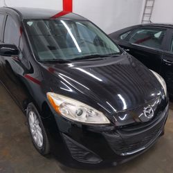 2012 Mazda 5 Minivan