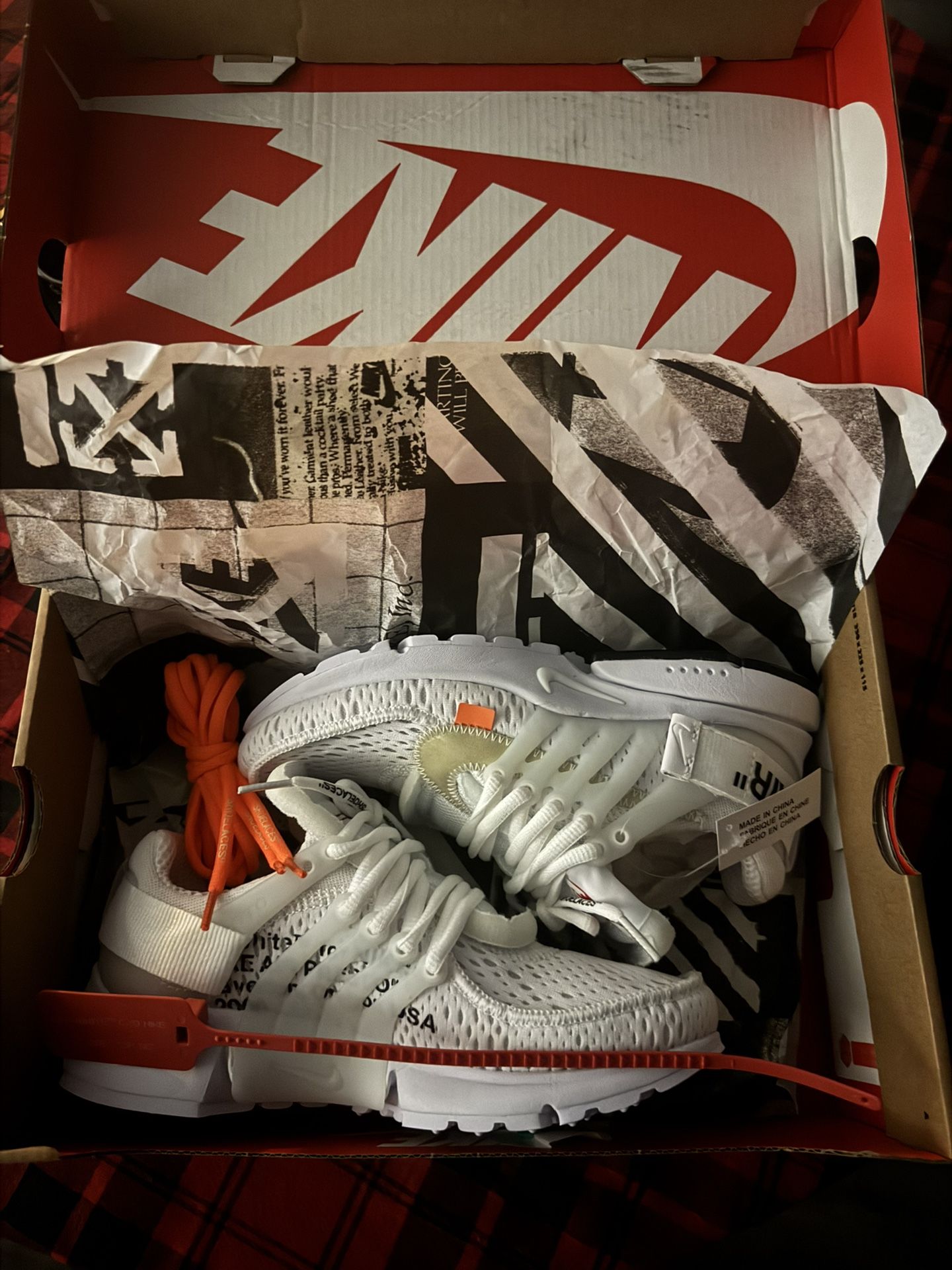 “Off-white THE 10:  NIKE AIR PRESTO - Size 5.5 (shoot Me A Offer)