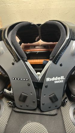 Riddell Smoke Football Shoulder Pads