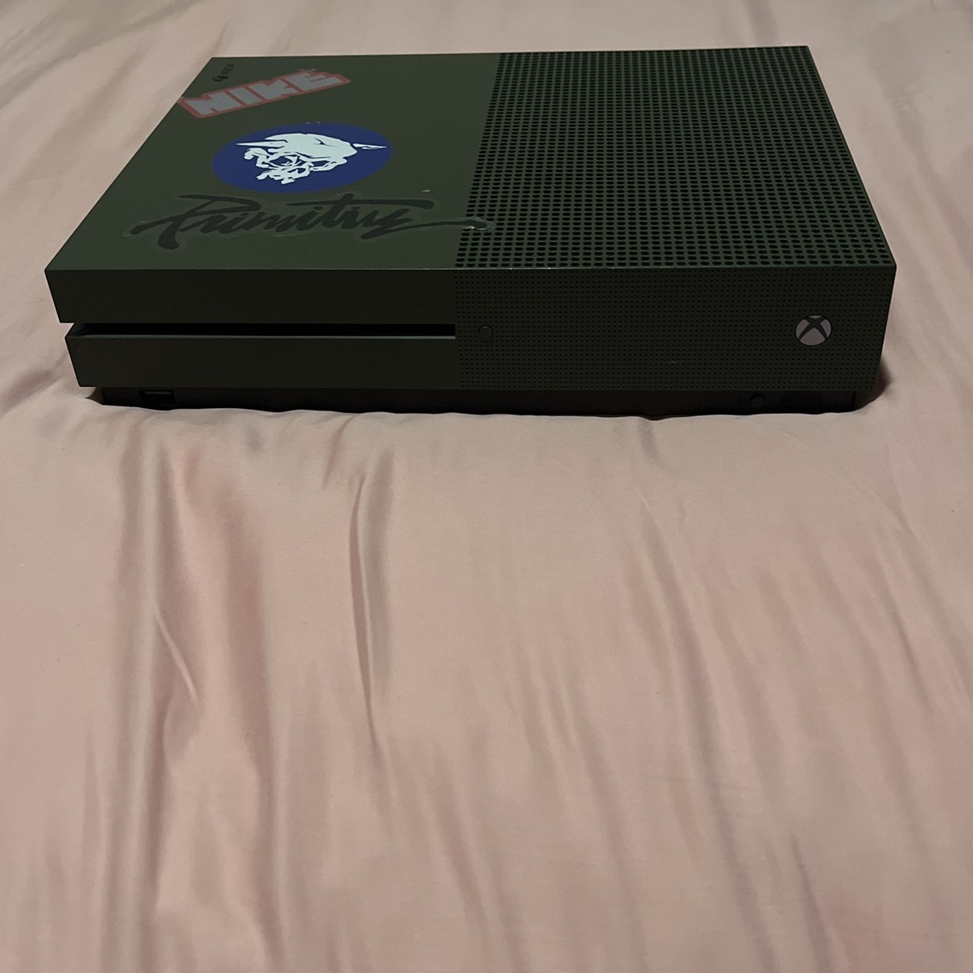 xbox one with hdmi and power cord