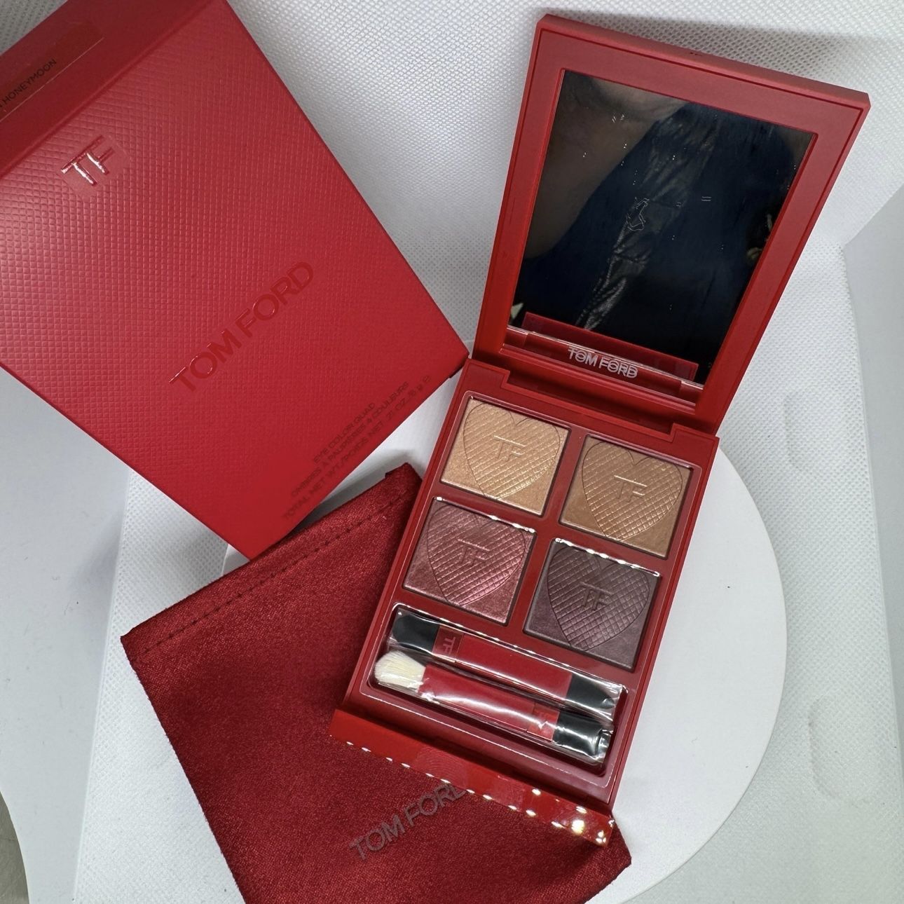 TOM FORD EYESHADOW #04 honey moon