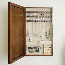 Wall-Mounted Jewelry Organizer with Photo Frame – Hives & Honey