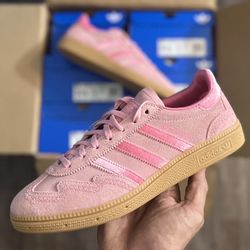 Adidas Spezial Valentines Day Size 6y & 7y