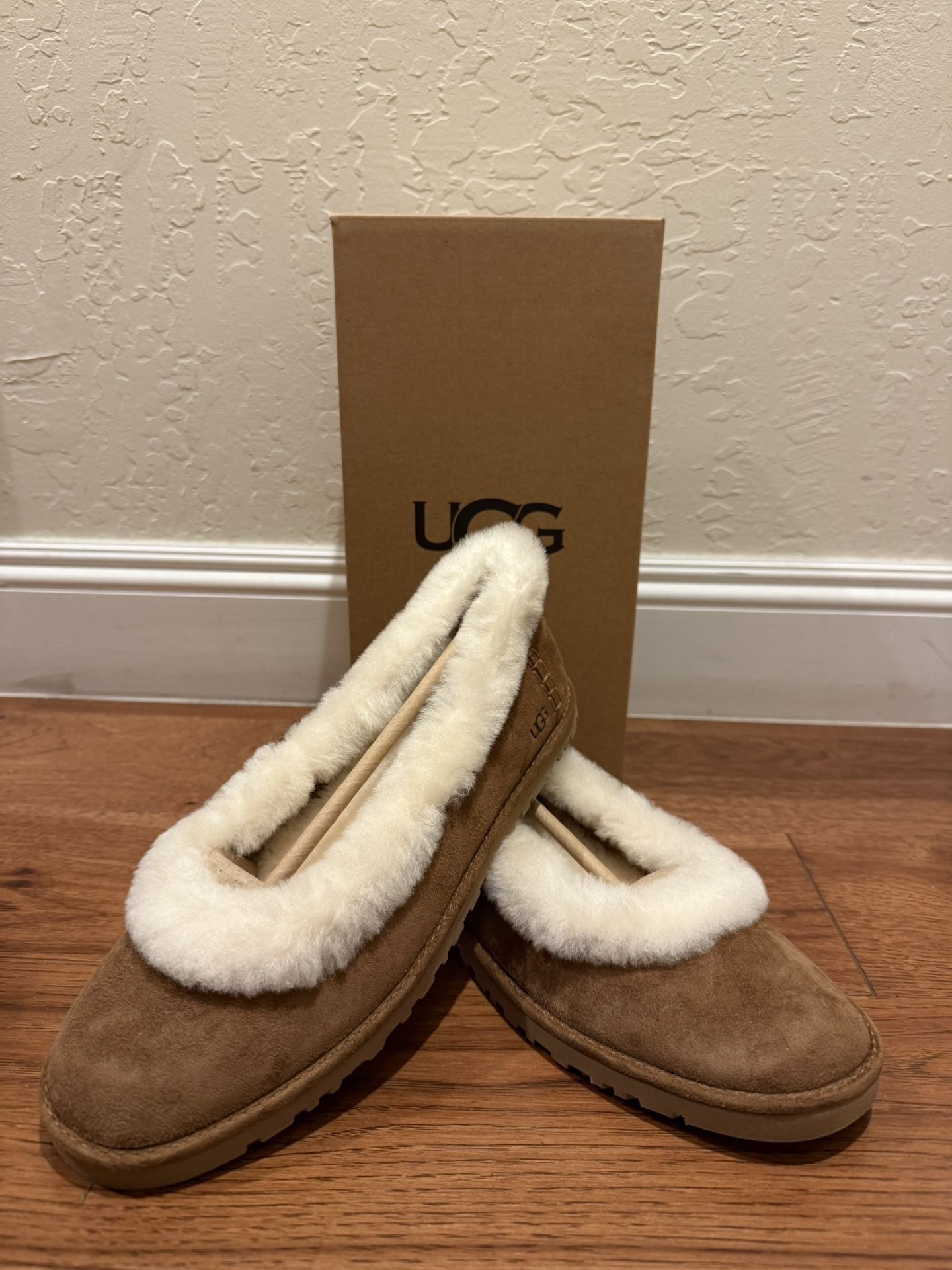 Size 7 Women’s – UGG Zora Ballet Flat Chestnut 1178111-CHE