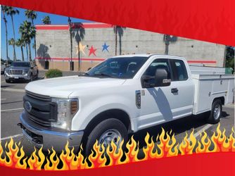 2018 Ford F-350 Chassis