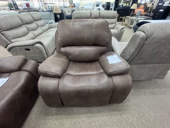 Furniture & Mattress Discounters
