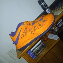 Nike LeBron X Low
Knicks HWC