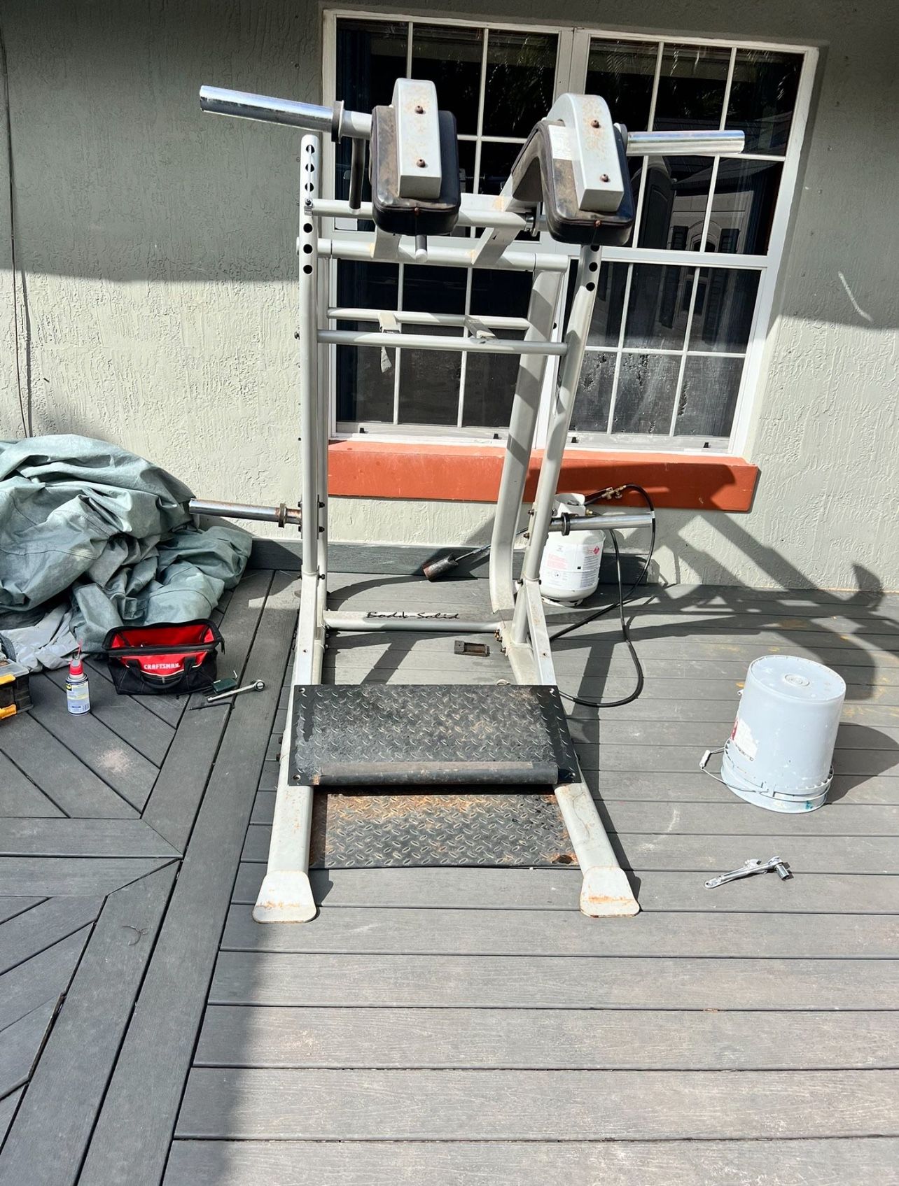 Body Solid Squat And Calf Machine