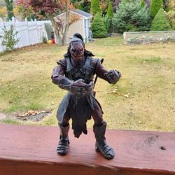 2001 Lord of the Rings Lurtz Action Figure with Arrow By Marvel Ent