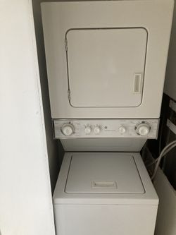 GE Stackable Washer Dryer
