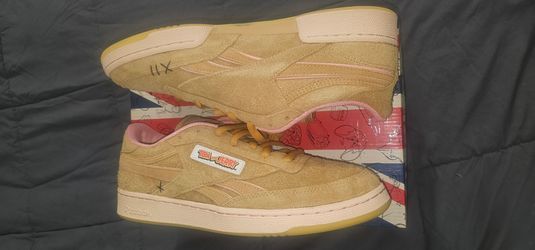Reebok Club C Tom and Jerry Sneakers sz 11