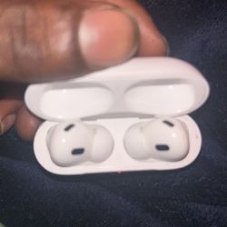 Generation 4 Air Pods Both In Tack