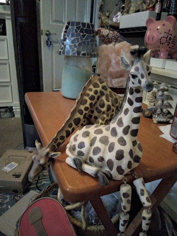 Set Of Giraffe Shelf Sitters