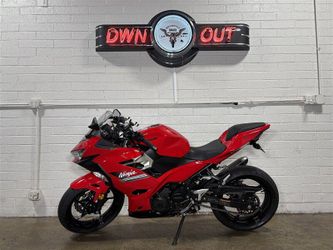 2021 Kawasaki Ninja 400