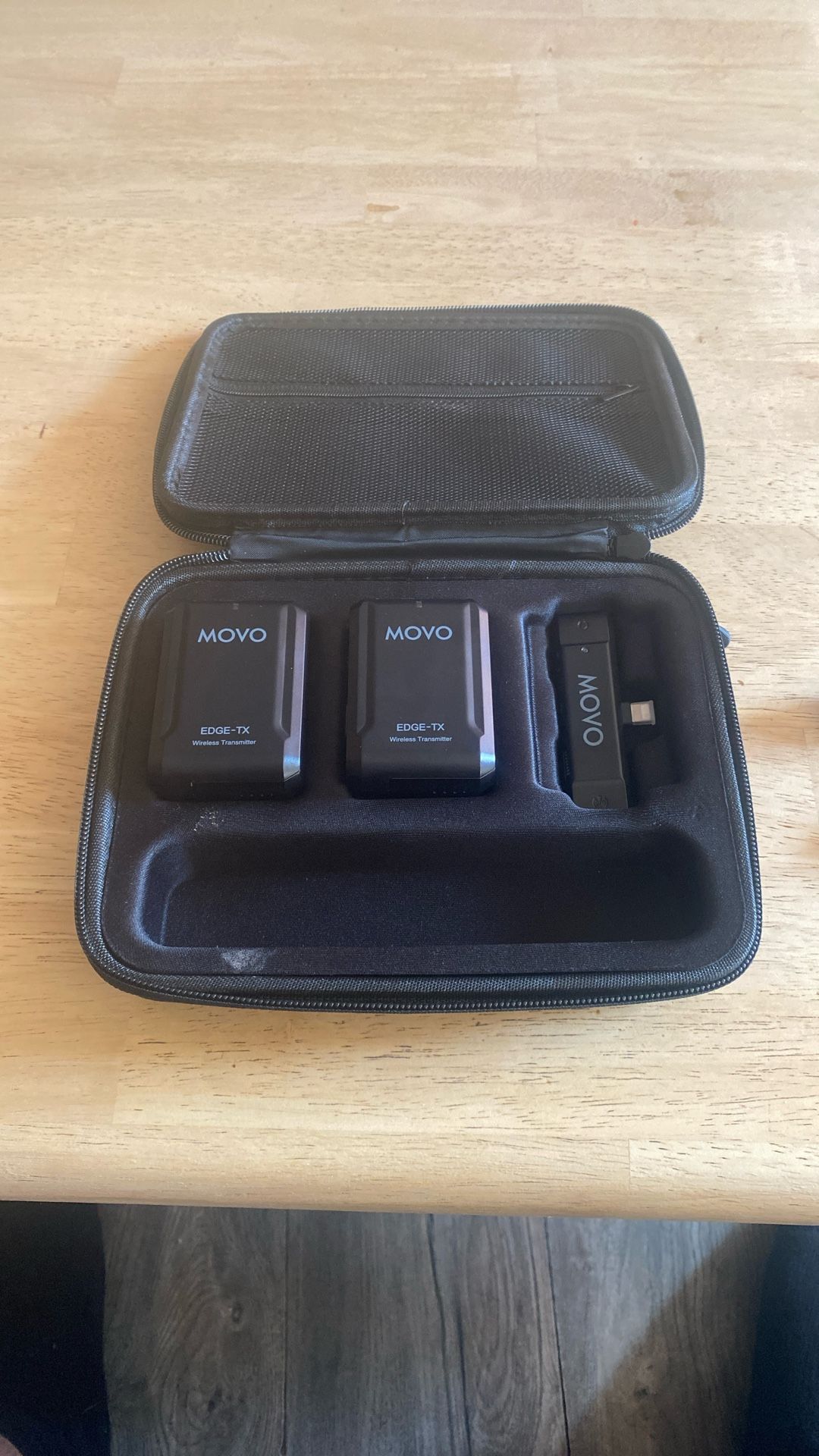 Movo WMX-2 Duo Transmitter And Microphone