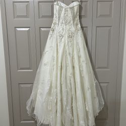 Beautiful Wedding Dress 