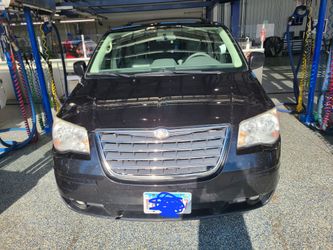 2010 Chrysler Town & Country