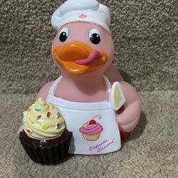 Bud Duck Large Rubber Ducks Novelty Bath CelebriDucks Collectable Cupcake Canard