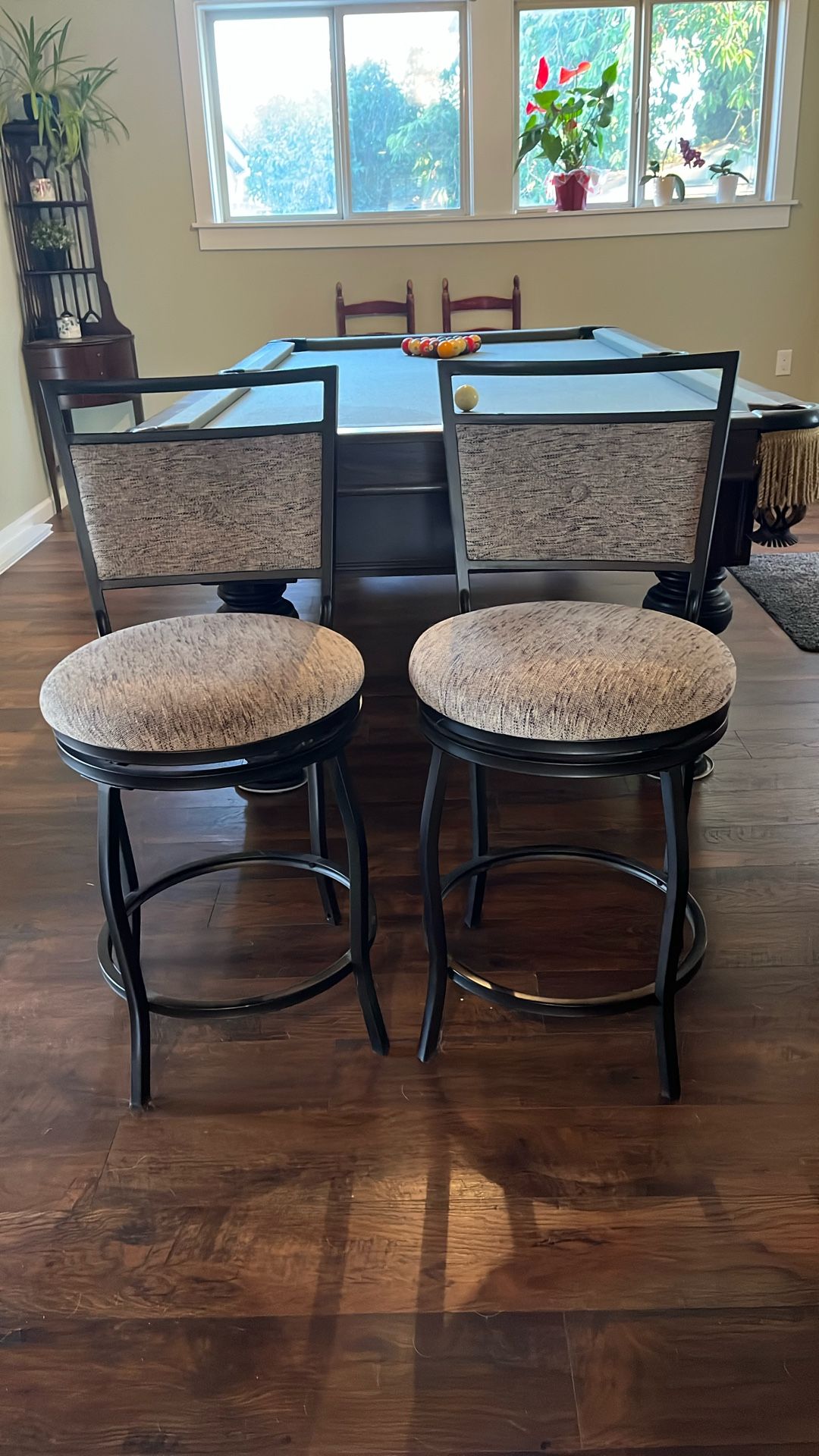 BackyArtStudio-Pair Of Swivel Stools