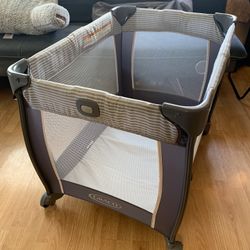 Graco Pack N Play Portable Playard 