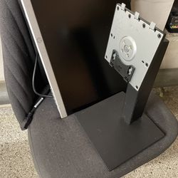 24 inch monitor with adjustable stand