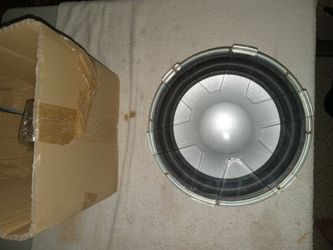 10" subwoofer in brand new ported enclosure