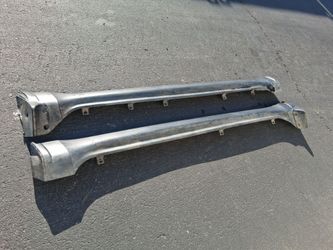 Jeep Grand Cherokee left & right Moldings