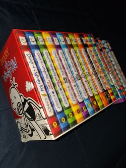 15 Hardcover Amulet Diary of a Wimpy Kid book collection