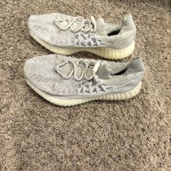yeezy bone cmpts