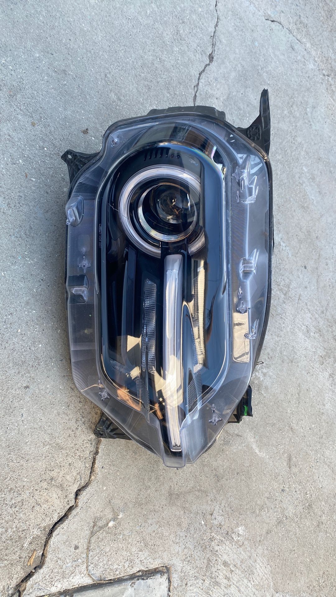 2021-2023 Headlight Ford Bronco Sport
