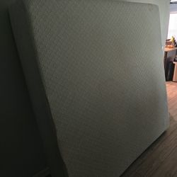 King Bed Frame With Mattress 